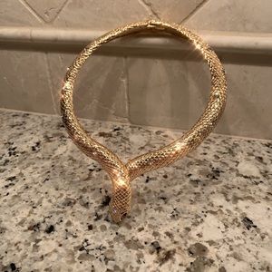 Hinged snake choker necklace